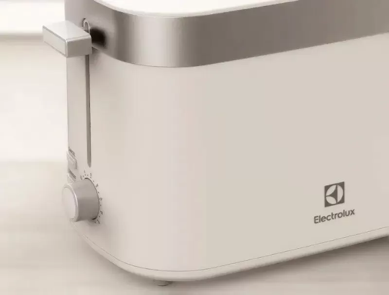 Máy nướng bánh mì Electrolux E2TS1-100W