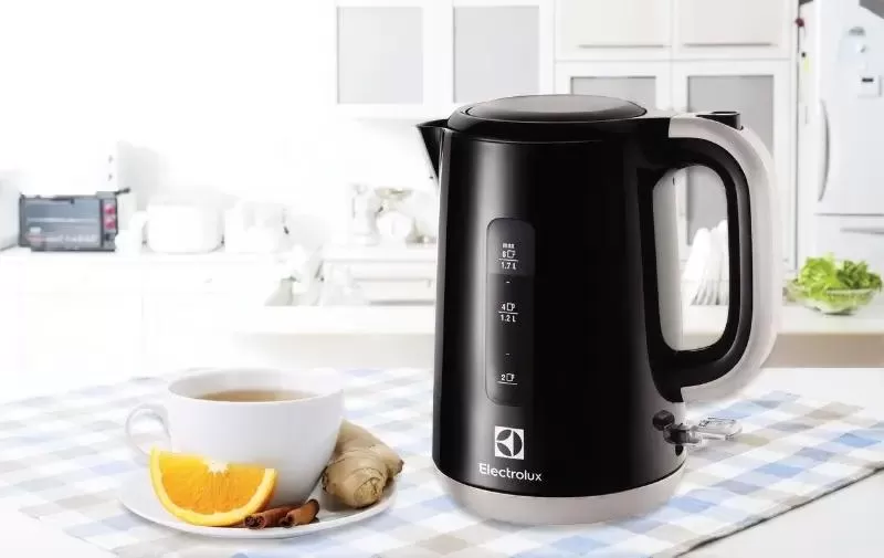 Ấm siêu tốc đun nước Electrolux EEK3505