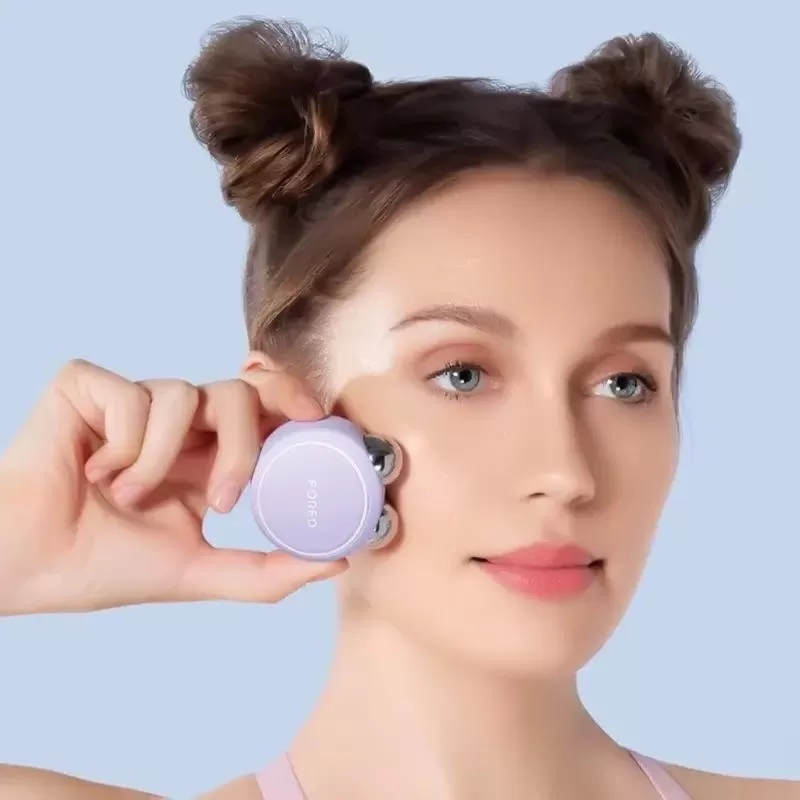 Máy massage nâng cơ mặt Foreo Bear