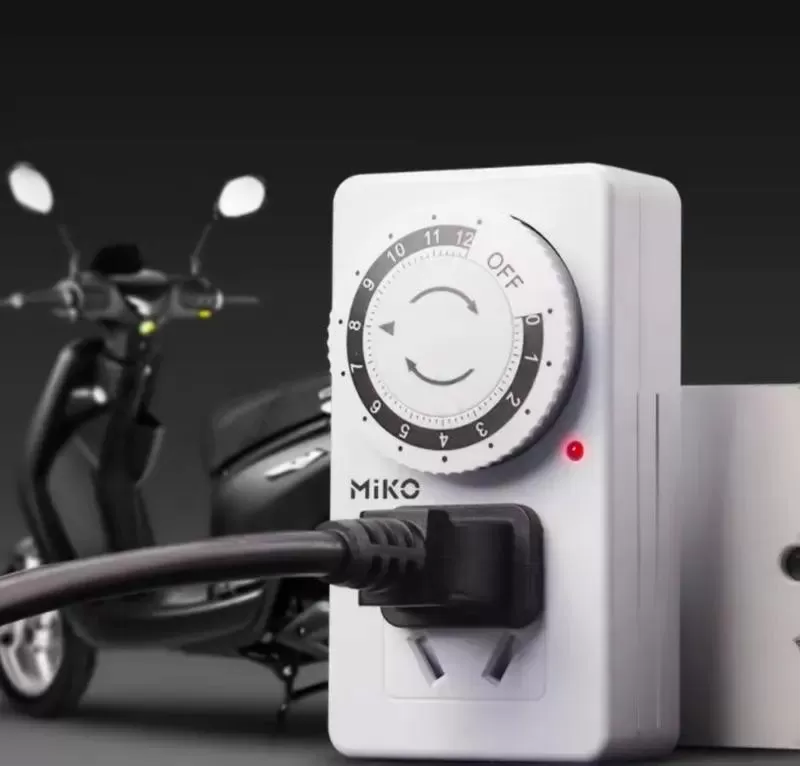 Ổ cắm điện hẹn giờ cơ MIKO-MK958