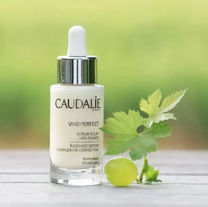 Serum Caudalie Vinoperfect Radiance làm đều màu da