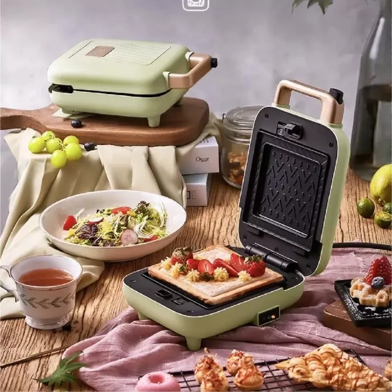 Máy kẹp nướng bánh mì Bear DBC-C06M1