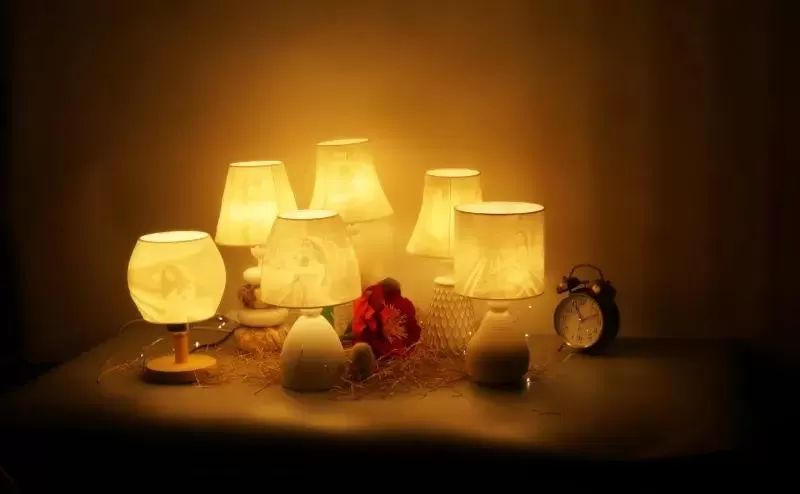 Đèn trang trí phòng ngủ Huta Light For Life G9