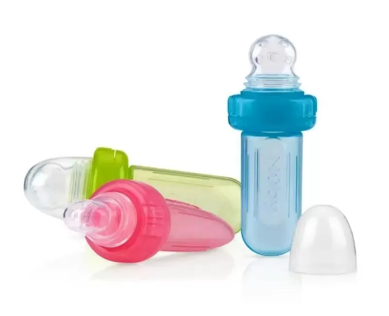 Bộ dụng cụ uống thuốc cho bé Nuby