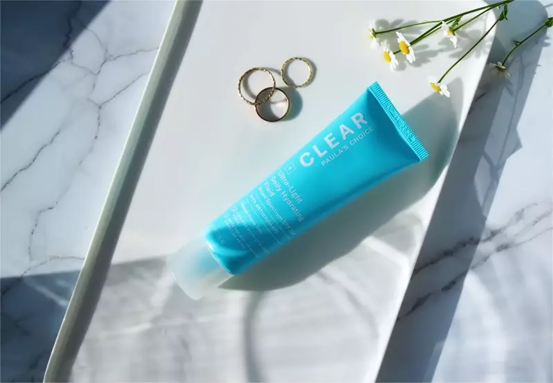 Kem chống nắng Paulas Choice Clear Ultra-Light Daily Fluid